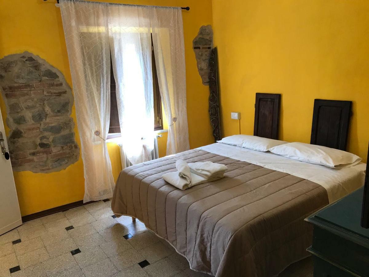 Albergo Antica Lanterna Castelnuovo di Garfagnana Exterior photo